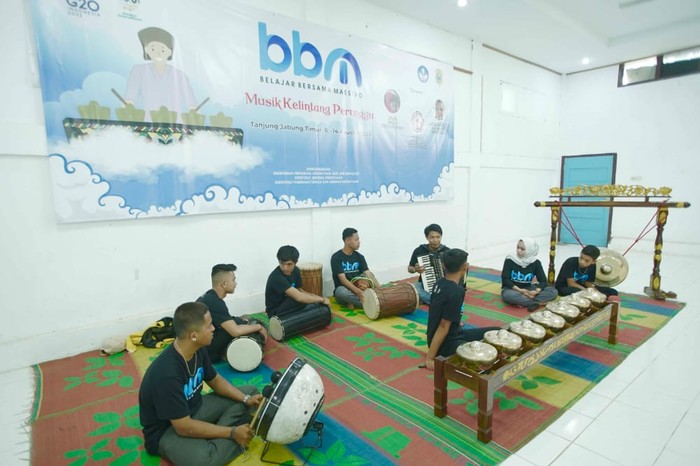 Kegiatan Seni Budaya Jambi Bersama Maestro dan 20 pegiat seniman muda resmi ditutup