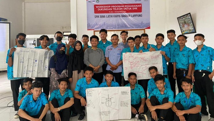 Telkom melalui Indonesia Telecommunication & Digital Research Institute (ITDRI) terus berupaya mencetak talenta digital. Terbaru dengan mencari sampai ke tingkat Sekolah Menengah Kejuruan (SMK).