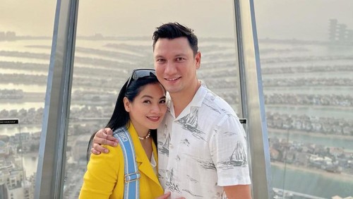 Titi Kamal dan Christian Sugiono