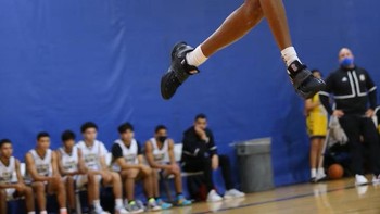 Peraih Silver di kategori Basketball diraih Roberto Olivero. Foto: World Sports Photography Awards