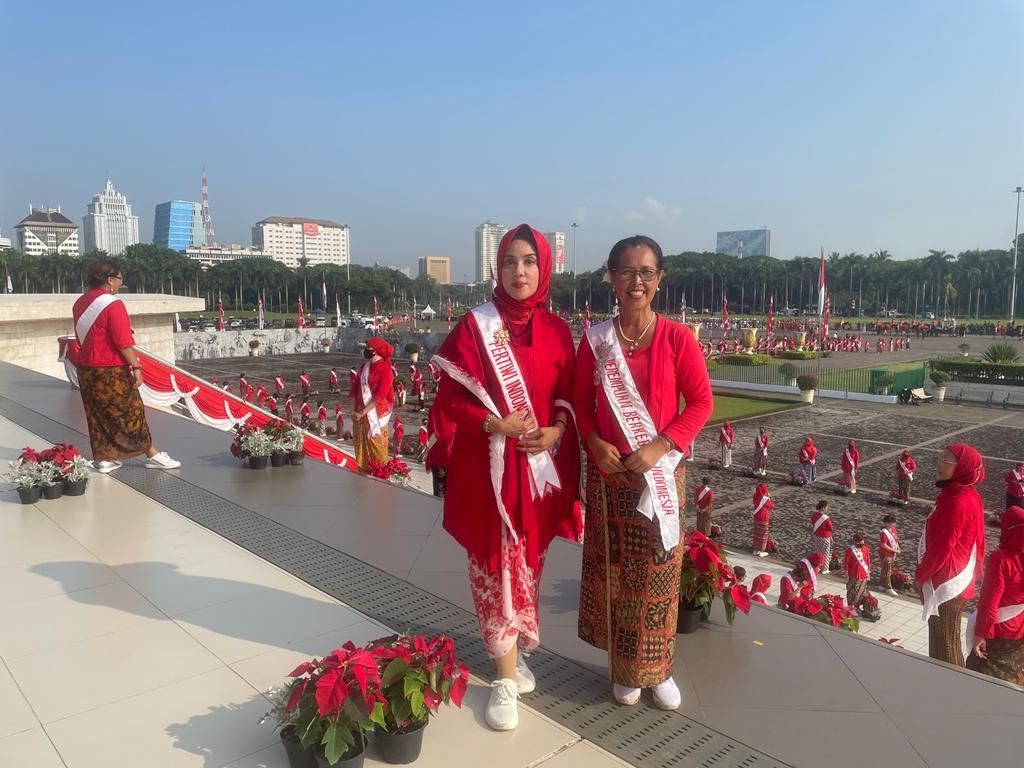 200 Perempuan Berkebaya di Kirab Monas HUT ke-77 RI