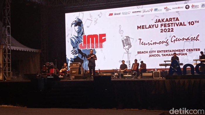 Anies Baswedan di acara Jakarta Melayu Festival yang digelar di Ancol, Jakarta Utara.