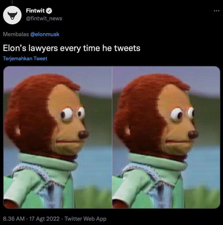 Elon Musk beli MU Di akun Twitter miliknya, Elon Musk bikin heboh dengan berkicau membeli klub sepakbola Manchester United. Namun tak lama berselang, ia mengklarifikasinya bahwa itu sebuah kelakar saja.