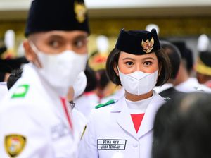 Peringatan Proklamasi RI, I Dewa Ayu Jadi Pembawa Bendera di Istana