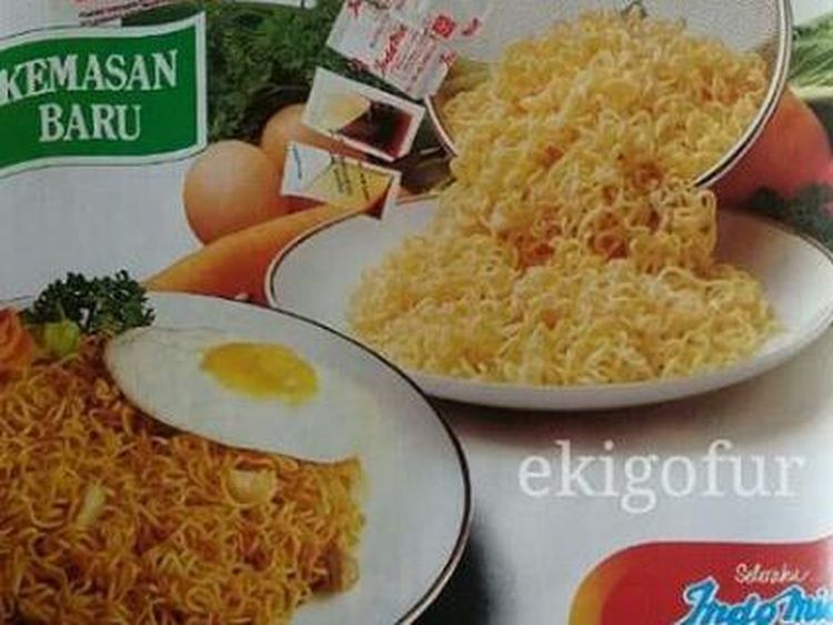 10 Poster Iklan Mie Instan Lawas Ini Berhasil Bikin Nostalgia!
