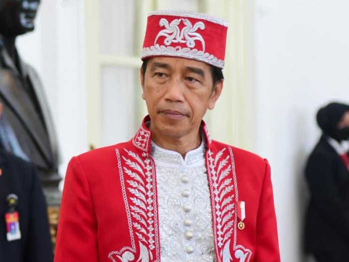Jokowi Kenakan Baju Adat Dolomani dari Buton di Upacara HUT ke-77 RI (Foto: Muchlis Jr - Biro Pers Sekretariat Presiden)