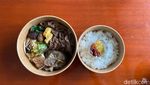 Juicy Gurih! Racikan Wagyu Sukiyaki Autentik khas Jepang di Resto Mungil