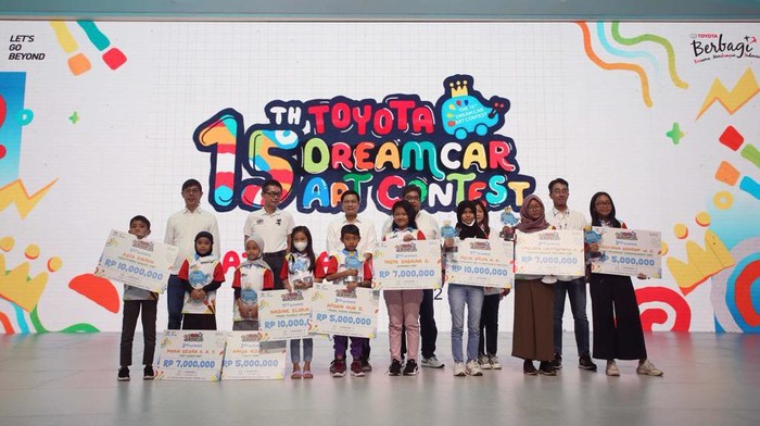 Lomba Menggambar Mobil Impian Meriahkan HUT RI Lomba Menggambar Mobil Impian Meriahkan HUT RI