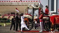 Meriahnya Kirab Budaya Bendera Pusaka HUT RI Di Monas