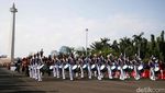 Meriahnya Kirab Budaya Bendera Pusaka HUT RI di Monas