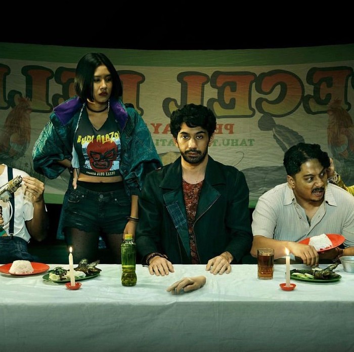 Momen Reza Rahadian saat Makan Bareng Ganjar Pranowo Momen Reza Rahadian saat Makan Bareng Ganjar Pranowo