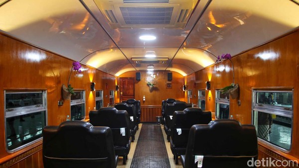 Kereta ini diproduksi dari pabrik Beynes di Belanda dan direstorasi oleh KAI di Balai Yasa Manggarai untuk mengembalikan sejarah kejayaannya. Kereta ini diproduksi dari pabrik Beynes di Belanda dan direstorasi oleh KAI di Balai Yasa Manggarai untuk mengembalikan sejarah kejayaannya.