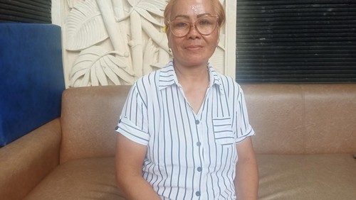 Pengajar sekaligus pemilik Lembaga Pelatihan Kerja Swasta (LPKS) Bali Widya Padmi Spa International School, Anak Agung Raka Murtini (57) ketika ditemui pada Rabu (17/8/2022) di kediamannya yang beralamat di Gang Sehati, Denpasar, Bali.