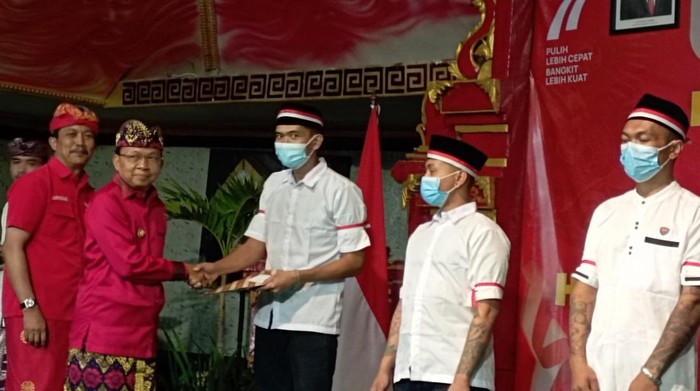Penyerahan simbolis remisi dalam HUT ke-77 RI di Lapas Kerobokan, Rabu (17/8/2022).