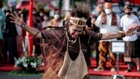 Kesenian daerah memeriahkan peringatan HUT ke-77 RI di Kemenparekraf.