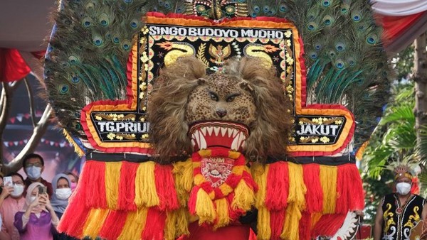 Reog juga dihadirkan untuk memeriahkan HUT ke-77 RI di Kemenparekraf.