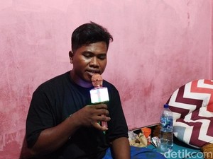 Pahitnya Hidup Sarino di Balik Kocaknya Lagu Dir Dur Daeng