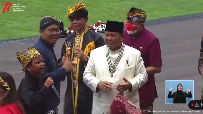 Sejumlah menteri jokowi berjoget di Istana