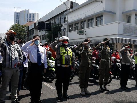 SIKAP SEMPURNA sikap sempurna