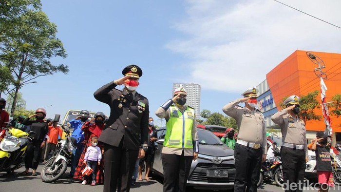 Sikap Sempurna Surabaya