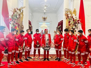 Wejangan Jokowi Bagi Garuda Muda yang Baru Juara AFF U-16