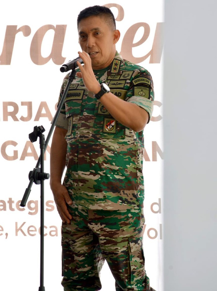 Pangdam XIV Hasanuddin Mayjen TNI Andi Muhammad meninjau Objek Vital Nasional (Obvitnas) dan Program Proyek Strategis Nasional (PSN) Smelter Nikel di Kolaka, Sulawesi Tenggara.