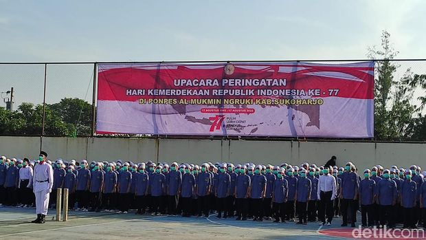 Upacara HUTke-77 RI di Ponpes Ngruki, Sukoharjo, Rabu (17/8/2022).