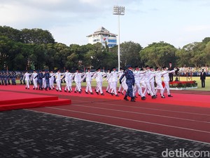 Merah Putih Gagal Berkibar, Pemkot Solo Tetap Gelar Upacara Penurunan Bendera