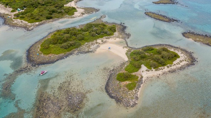 LICHADONISIA, GREECE - JUNE 07: Aerial view of Lichadonisia or Lichades on June 07, 2019 in Lichadonisia, Greece. (Photo by Athanasios Gioumpasis/Getty Images)