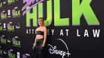 Otot Kekar Tatiana Maslany Sang She-Hulk