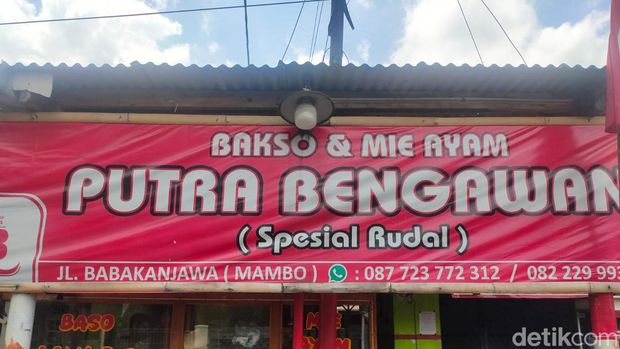 Bakso dan Mie Ayam Putra Bengawan.