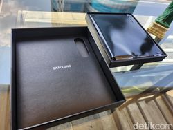 Unboxing Galaxy Z Fold 4, Ponsel Layar Lipat Paling Tangguh Samsung