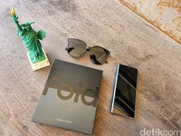 Samsung Galaxy Z Fold 4