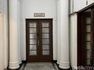 Jurit Malam: Aura Mistis yang Kini Terkikis di Gedung Sate Bandung