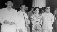 Gerungan Saul Samuel Jacob Ratulangi dikenal sebagai politikus dan jurnalis. Ia merupakan tokoh asal Sulawesi Utara. Wajahnya muncul di uang Rp 20 ribu (GSSJ Ratulangi di tengah / Dok. IKPNI)