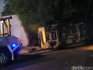 Kronologi Laka Maut di Puncak Cianjur yang Tewaskan 4 Pengendara