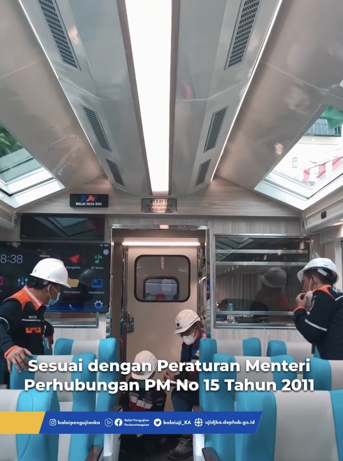Kereta Panoramic