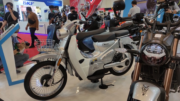 Motor bebek listrik SM Sport E-Classic