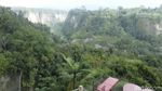 6 Potret Pesona Lembah Ngarai Sianok, Pahatan Perbukitan yang Indah
