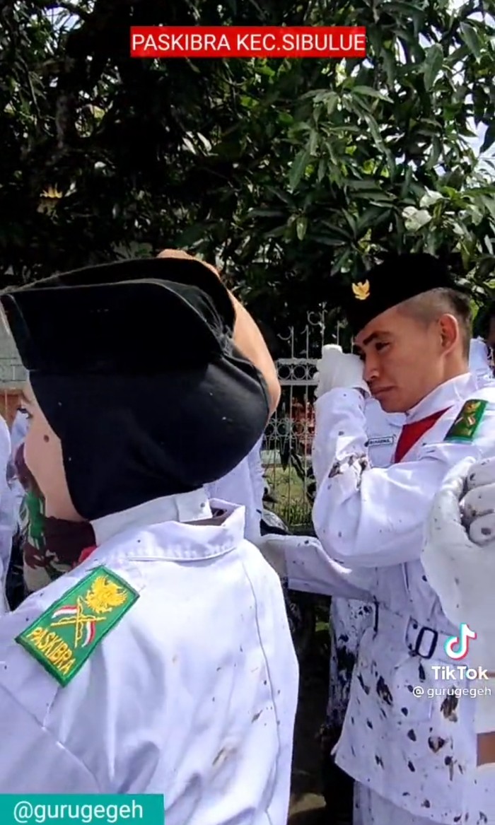 Paskibraka berlumpur Paskibraka berlumpur