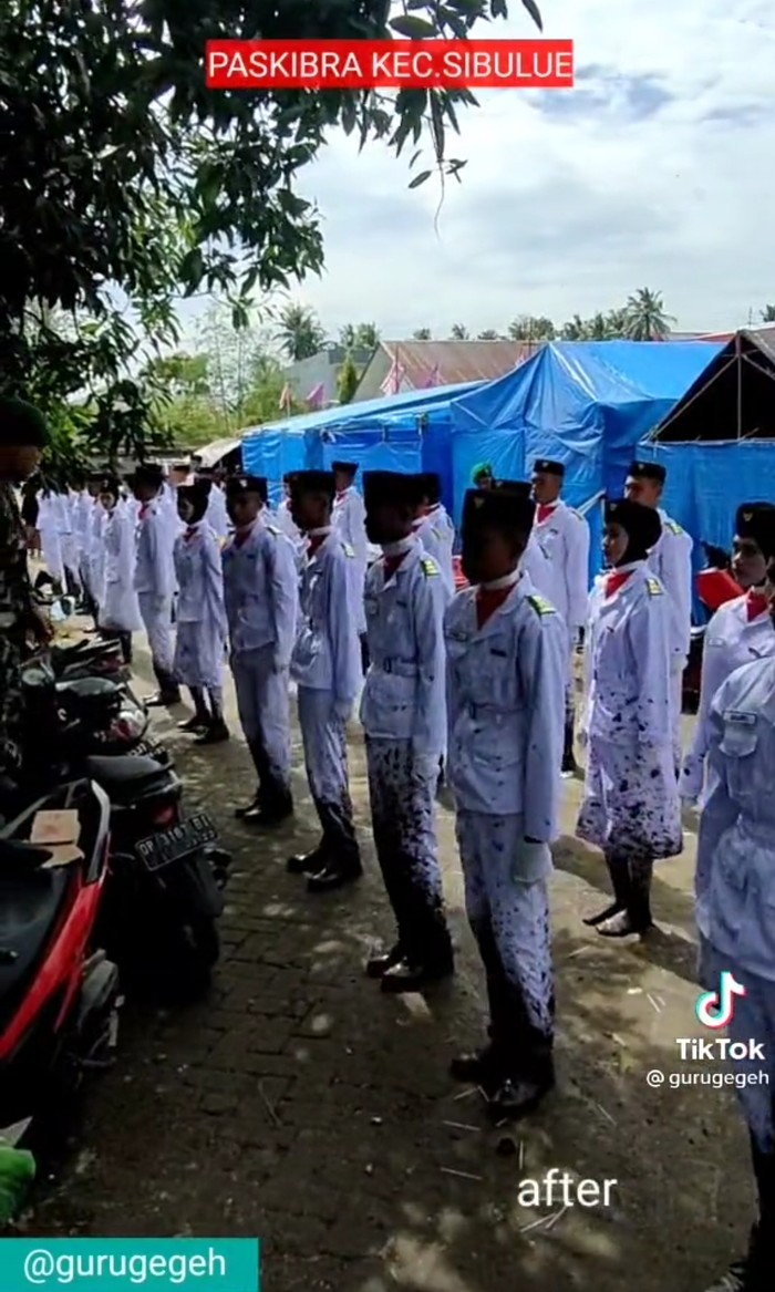 Paskibraka Sibulue, Bone bertugas dengan baju berlumpur. Paskibraka Sibulue, Bone bertugas dengan baju berlumpur.