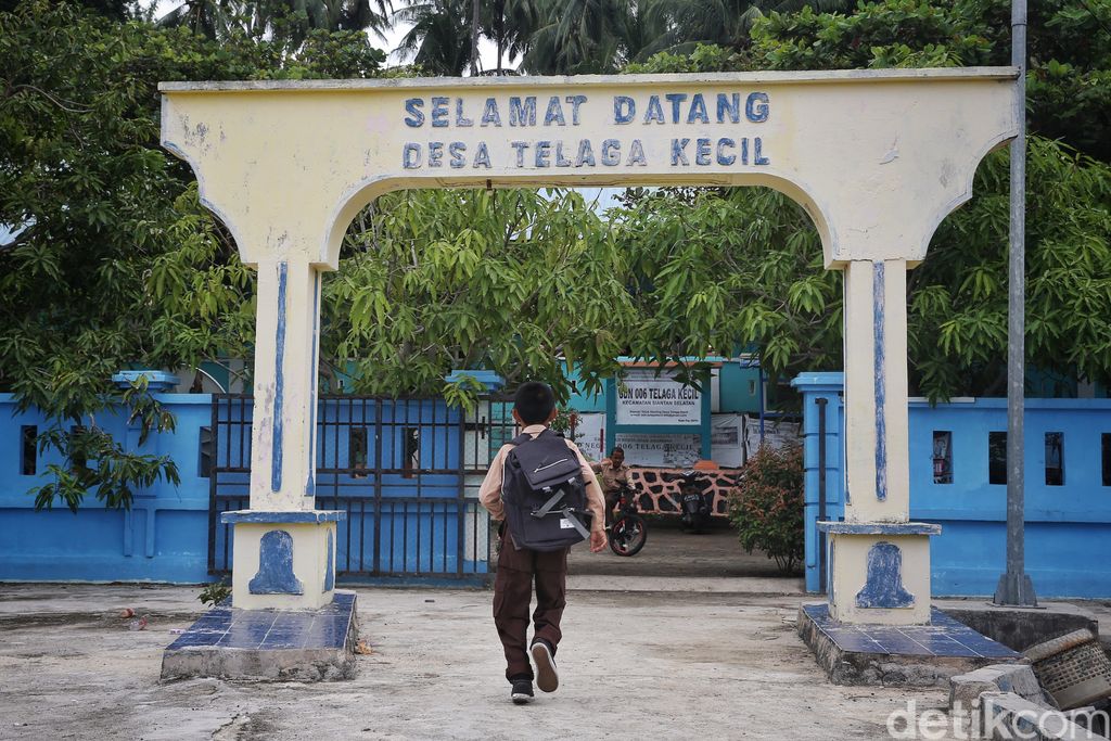 Tapal Batas Anambas