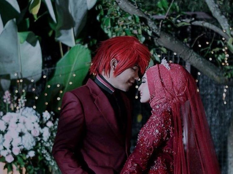 Jarang Terekspos, Ini Potret Cantiknya Istri Pesulap Merah