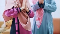 Selain sosok Pesulap Merah, netizen juga ikut penasaran dengan Tika Mega Lestari. Foto: Istimewa