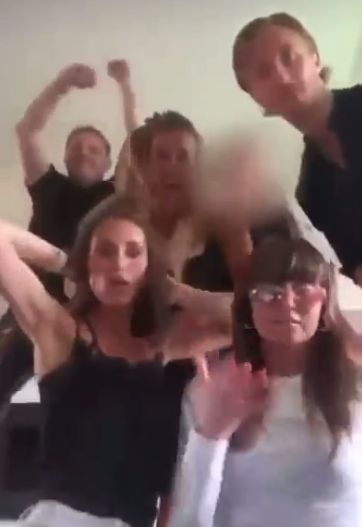 Video viral Perdana Menteri (PM) Finlandia Sanna Marin saat pesta. (Tangkapan Layar via Twitter @visegrad24)