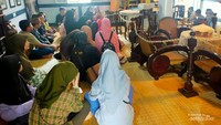 Mendapat penjelasan dari penjaga rumah Bung Hatta