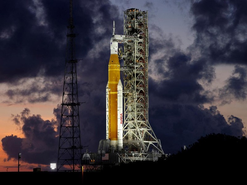 FILE PHOTO: NASA’s next-generation moon rocket, the Space Launch System (SLS) Artemis 1, is shown at the Kennedy Space Center in Cape Canaveral, Florida, U.S. June 27, 2022. REUTERS/Joe Skipper/File Photo