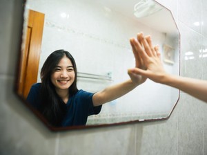 Beda Kepribadian Introvert Vs Ekstrovert, Ternyata Nggak Sesimpel yang Dibayangkan