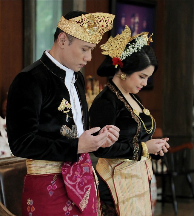 Mengenakan pakaian Nasional sudah jadi tradisi dan kebiasaan keluarga Agus Yudhoyono dan Annisa Pohan setiap tahunnya saat merayakan Kemerdekaan RI. Foto: Instagram/@annisayudhoyono