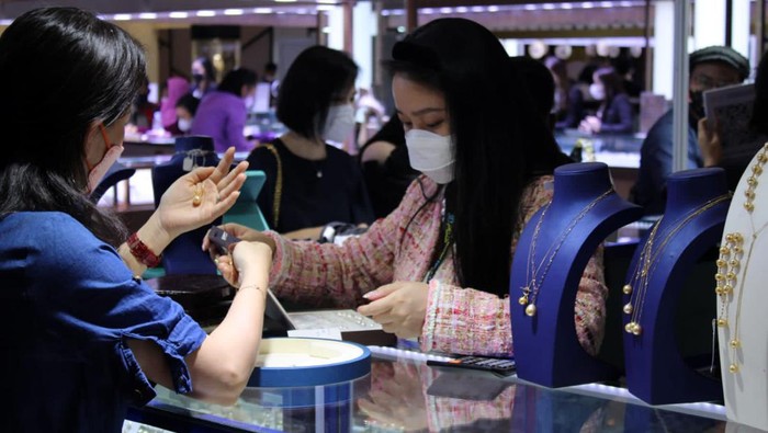 APEPI Kembali Gelar Jakarta International Jewellery Fair Asosiasi Emas dan Permata Indonesia menggelar Jakarta International Jewellery Fair 2022 di JCC, Senayan, Jakarta.